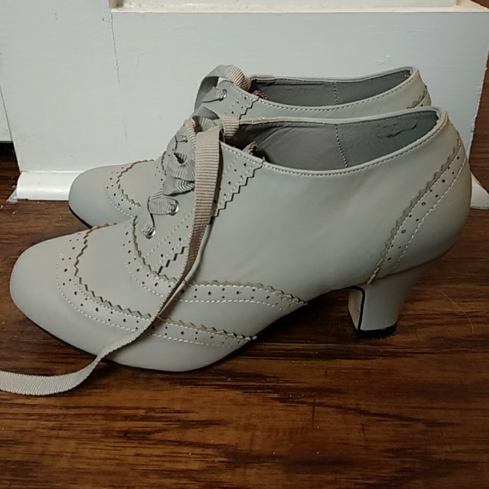 Gray Vintage Inspired Heels